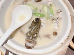 -港丽餐厅(来福士店)