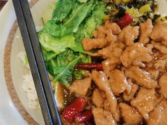 香辣宫保鸡丁豆花饭-永和大王(蛙嫩紫苏香·军博店)