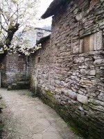 -高荡千年布依古寨旅游景区