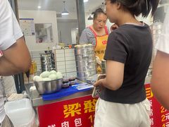 -梁憨包(南岸回龙湾店)