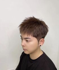 -东方美妍小鹏造型