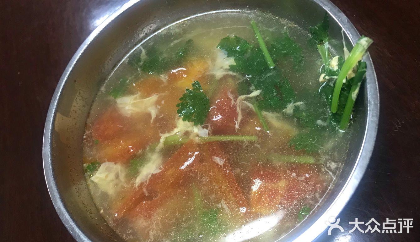 健康美味的晚餐     番茄鸡蛋肉片汤