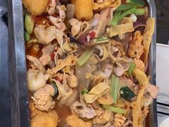 -后街佬·炭火鲜鱼杂(南城店)