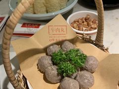 -左庭右院鲜牛肉火锅(浦江欢乐颂店)