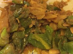 -闯关东东北农家菜(崂山石老人店)