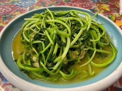 油渣鸡毛菜-7号院家宴.烧鸽子(门头沟店)