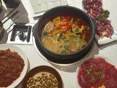 -贵府酸汤牛肉火锅·贵州老字号(飞山街店)