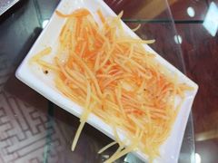 -撒拉人家.酸菜牦牛肉火锅