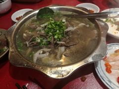 -谢老五跷脚牛肉·非遗传承店