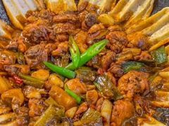 -橙胜追鸡铁锅肥肠地锅鸡固始鹅块(管庄店)