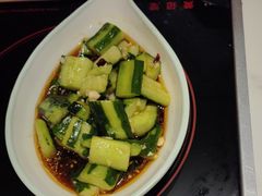 -黄记煌三汁焖锅(新佳丽江汉路店)