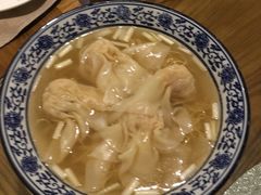 -彩蝶谷美食廊·粤式经典南番顺·铁板烧烤泰风味(广州长隆酒店)