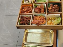 -阿昌白族石板烧·菌锅(大理古城店)