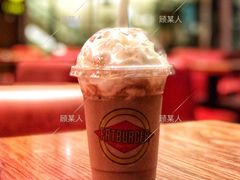 薄荷巧克力奶昔-FATBURGER 特富客汉堡(外交公寓店)