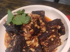 长沙臭豆腐-食理八湘(中海城风情苑北区店)