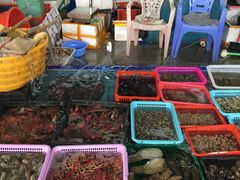 -霞涌市场海鲜摆卖区