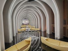 -涨巢·潮玩水疗局