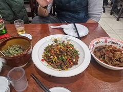 生炒黄牛肉-湖南人家湘菜馆(镇江路店)