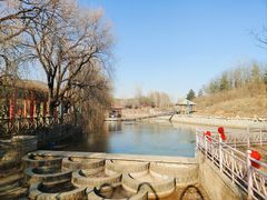 -雪山彩虹谷景区