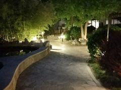 -中家鑫园温泉酒店鑫悦汤泉