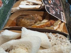 -芸山季·云南山珍菌火锅(人民广场来福士店)