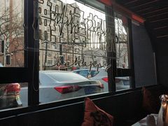 -鸣记脆皮烤鱼·海鲜烤鱼(三八广场店)