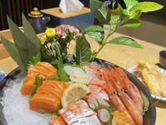 -枝魯枝魯自助料理