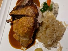 -LENBACH兰巴赫西餐啤酒坊(大连东港店)