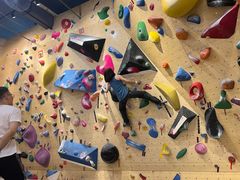 -Upper Climbing Gym 攀岩(华侨城店)