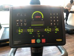 -W Fitness 威尔仕健身(北京英皇集团中心店)