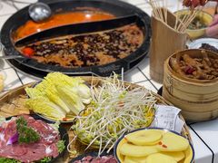 -卤校长重庆火锅(恒隆广场店)