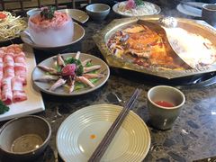 菌王鸳鸯锅-小龙坎老火锅(淮南店)