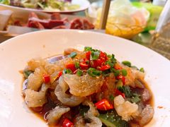 -阿瓦山寨·湘菜现炒·剁椒鱼头王(咸阳总店)