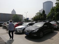 -紫竹院公园-东门停车场