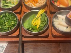 -银米·云南传统过桥米线(双廊黑金冠店)