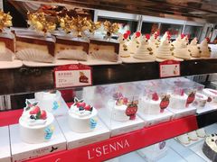 -罗森尼娜(德思勤店)