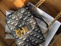 -聚云奢二手奢侈品黄金手表包包回收·中古店(上海店)