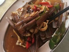 -辉记虾塘海鲜农庄