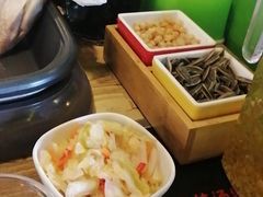 -川渝窈妹纸包鱼·齐齐哈尔烤肉