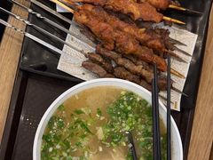 烤羊肉串-西部马华清真兰州牛肉面·烧烤夜市(三里河店)