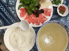 -桥香园云南过桥米线(金马碧鸡店)