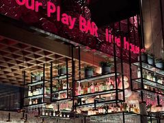 -FOUR PLAY BAR