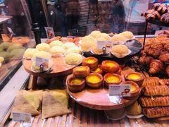 -巴黎贝甜(大宁国际商业广场店)