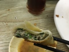-一品鲜鱼锅贴(人民一路店)
