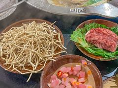 -重庆故事姊妹老火锅(财经学院店)