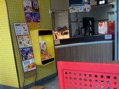 -麦当劳(普陀香溢花城店)