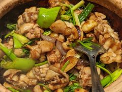 -八府香鸭·啫啫煲(华山路店)