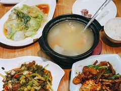 -宏记广东客家菜(丰汇店)