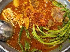 -喇喇排骨火锅·传统韩式脊骨汤(望京西园总店)
