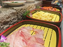 -四囍码头海鲜烧烤自助火锅(外滩南京东路悦荟广场店)